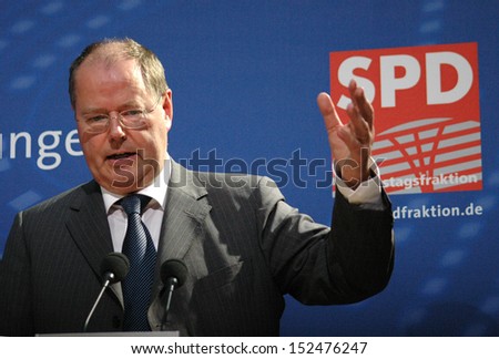 JUNE 20, 2007 - BERLIN: Peer Steinbruck speaks on a discussion panel about International Financial Markets in the Willy Brandt House in Berlin.