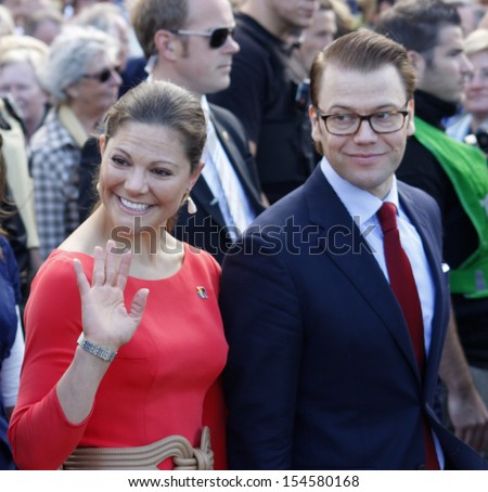 BERLIN-MAY 27, 2011 : Crown Princess Victoria of Sweden with Prince Daniel of Sweden during an official visit at the Pariser Platz in Berlin.