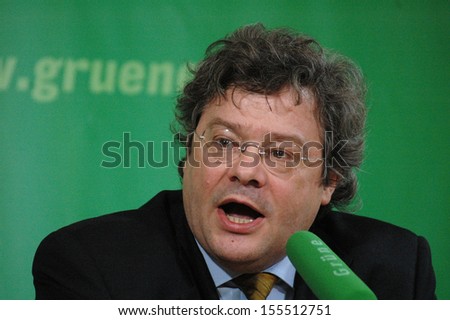 DECEMBER 20, 2004 - BERLIN: Reinhard Buetikofer at a press conference of the Green Party in Berlin.