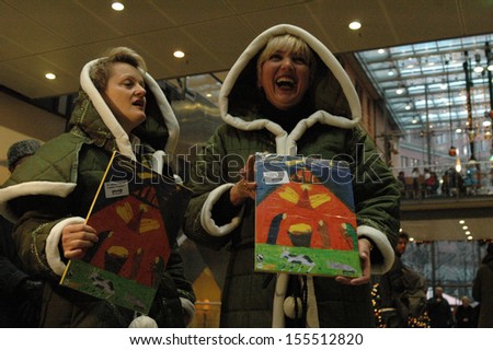 DECEMBER 14, 2004 - BERLIN: Renate Kuenast and Claudia Roth, of the German Green Party, disguised as \