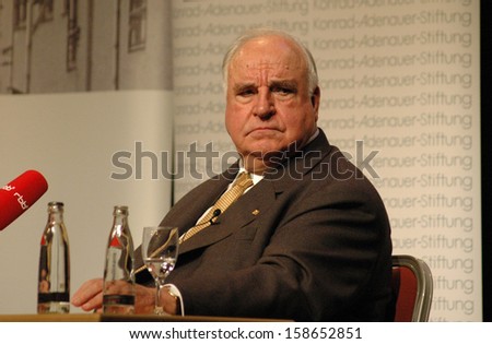 NOVEMBER 9, 2004 - BERLIN: Former Chancellor Helmut Kohl during a panel discussion at the 15th anniversary of the Fall of the Berlin Wall in Berlin.