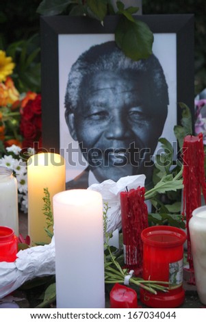 December 12, 2013 - Berlin: Mourning For Nelson Mandela: Flowers, Candles And Images At The South African Embassy In Berlin.