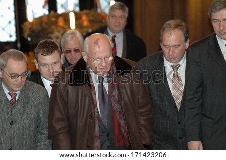 DECEMBER 20, 2004 - BERLIN: the former leader of the Soviet Union, Michail Gorbachev (Michail Gorbatschow) in the City Hall of Berlin.