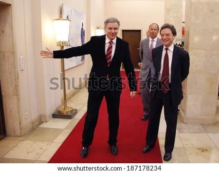 JANUARY 16, 2008 - BERLIN: Klaus Wowereit, Sir Michael Arthur - first official visit of the new British ambassador at the city Hall of Berlin.