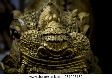 dragon creature that protect temples entrance
