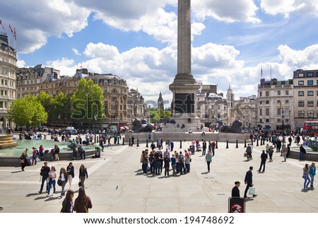 LONDON, UK - MAY 14, 2014:National Gallery and Trafalgar Square and Nelson\'s monument