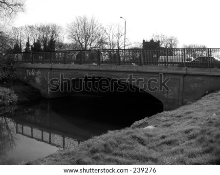 This is a small bridge over the river Roding.
