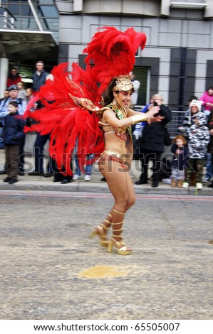 LONDON - NOVEMBER 13: Sexy Brazilian Dancers At The Lord Mayors Show November 13, 2010 Central London, England.