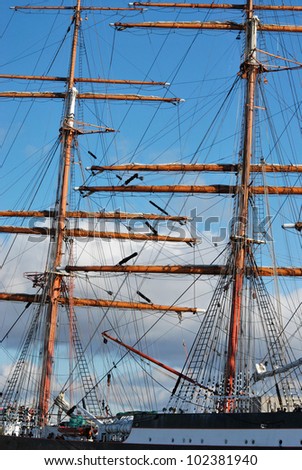 Masts, ropes and cables at very big sailing ship