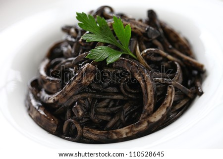 squid ink pasta, black pasta