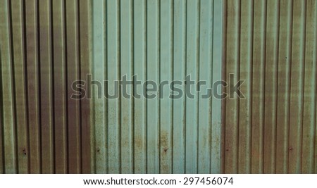 Rusted zinc corrugated sheet