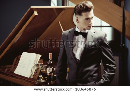 Elegant pianist