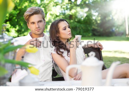 Young marriage in the garden
