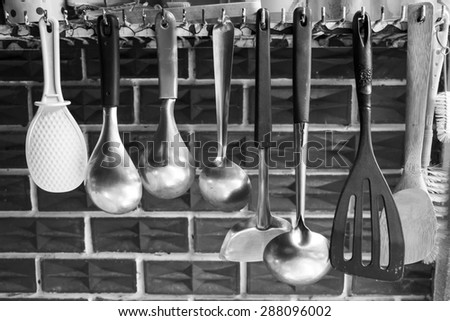 Black and white kitchen tools