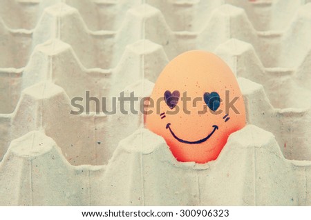 love face Eggs in brown paper box