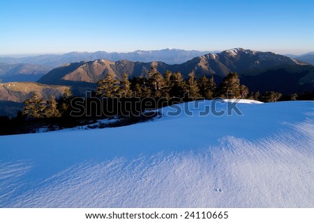 snow& mountain-climbing
