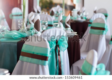 gorgeous wedding chairs