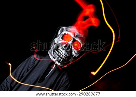 Halloween costume creepy light effect skeleton