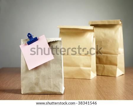 Lunch bag with note