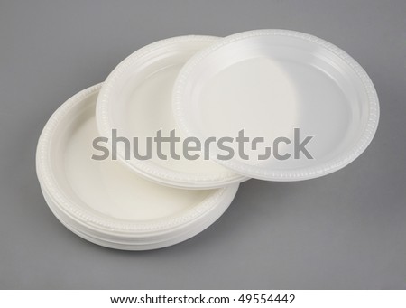 Arrangement of plastic plate.