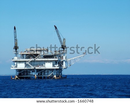 Oil Platform off California coast, up close