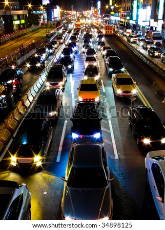 Traffic jam in the night of Taipei