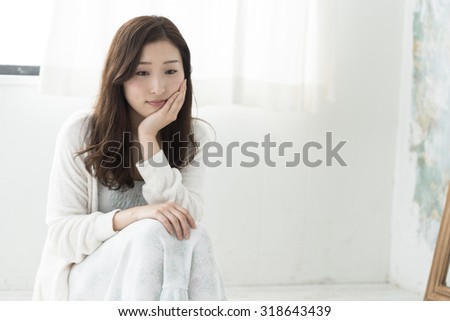 Physical condition is poor Japanese woman waking up