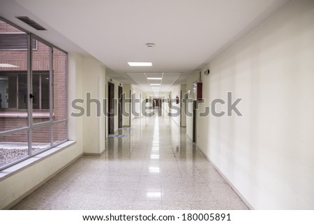 white hospital corridor, clean and hygienic space
