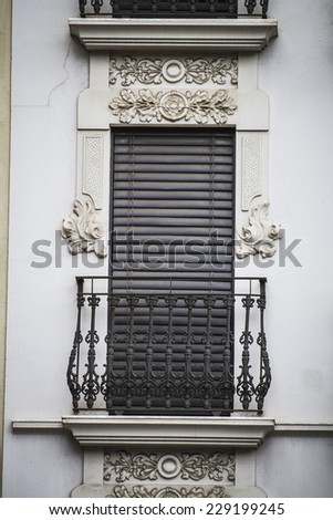old balcony, Spanish city of Valencia, Mediterranean architecture