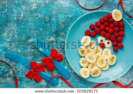 Healthy Christmas dessert snack breakfast for kids - raspberry banana cute Santa