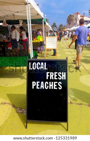 LOS ANGELES-AUG 4: The Silver Lake district farmer\'s market in LA on Aug. 4, 2012. Silver Lake was named America\'s #1 Best Hipster Neighborhood in Forbes Magazine\'s September 2012 issue.