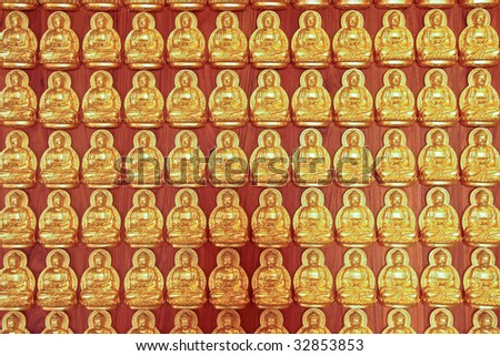 Wall of Buddha images