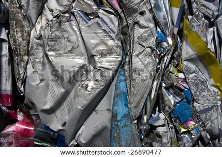 Compressed bale of printing plates for recycling