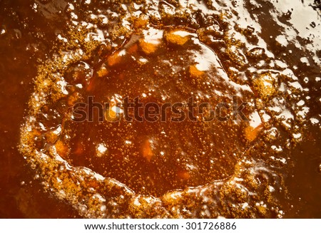 Texture is very good boiling yellow apricot jam