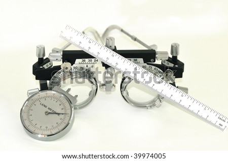 measuring tool, trial frame and lens clock- optical tools for measuring glasses