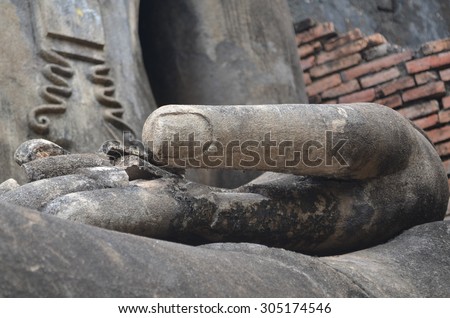 hand of buddha / hand of buddha statue at sukhothai,thailand