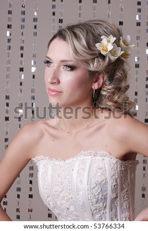 Bridesmaid Hairstyles Accessorized Flowers