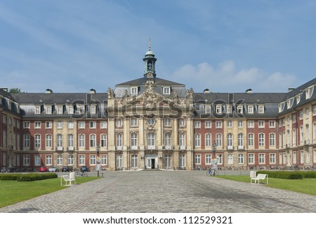 castle in Munster, Germany. Former residence for the prince-bishops, now it is the administrative center of the University of Munster.