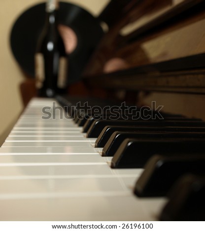 wine, piano, goblet, music, keyboard