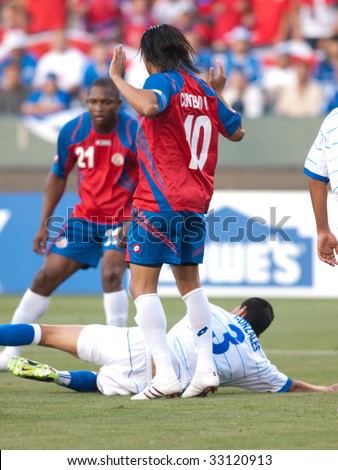 CARSON, CA. - JULY 3: Concacaf Gold Cup soccer match, Costa Rica vs. El Salvador at the Home Depot center in Carson. Walter Centeno saying there was no foul on Marvin Gonzalez on July 3, 2009.