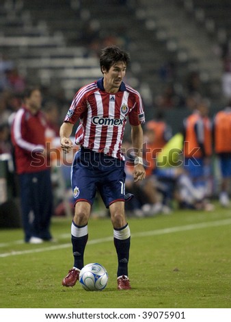 CARSON, CA. - OCTOBER 17: Sacha Kljestan in action during the Chivas USA vs. San Jose Earthquakes match at the Home Depot Center on October 17, 2009 in Carson.