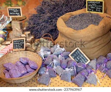 Lavender flowers and sachets filled with dried lavender at market.