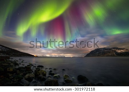 Magic Night.\
Spectacular show of the Northern Lights (Aurora) over Nupen, outside of Harstad in Northern Norway.