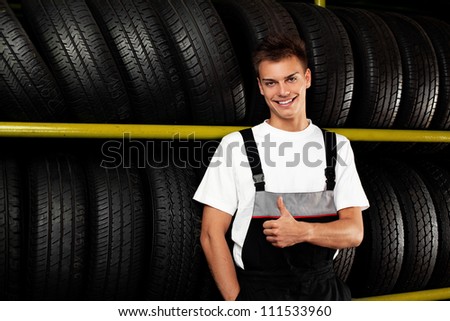 Auto mechanic recommend tire to choose for car