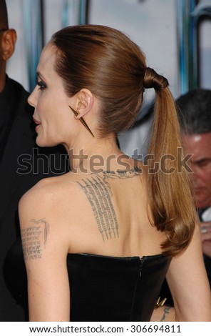 LOS ANGELES - MAY 28:  Angelina Jolie  arrives at the Maleficent WORLD Premiere  on May 28, 2014 in Hollywood, CA