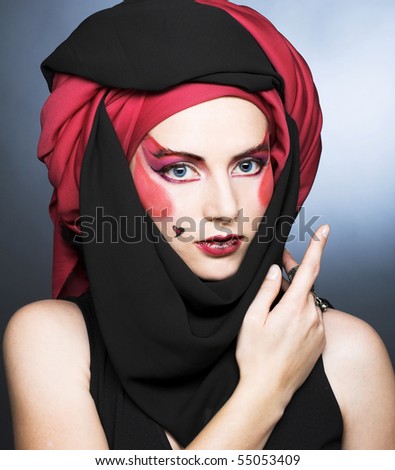 women in makeup. women pirate makeup. women