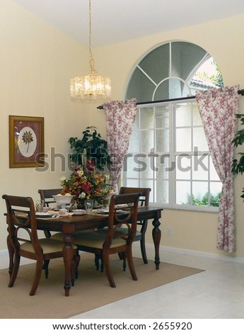 Luxurious table setting for four