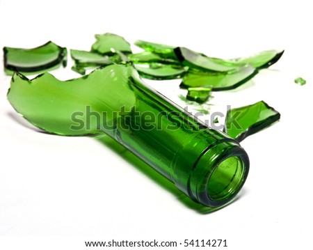 Kafi "MAJEVICA" - Page 3 Stock-photo-broken-bottle-glass-54114271