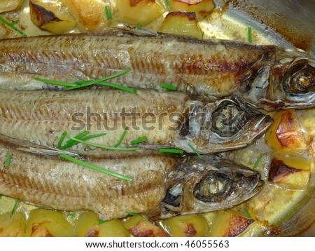 roast  herring fishes detail