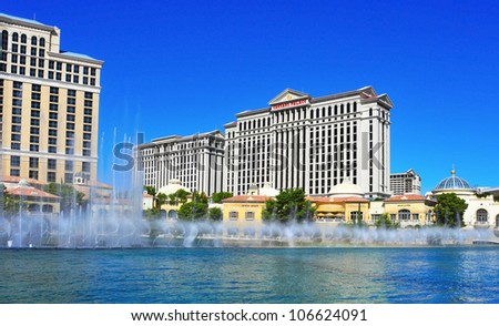 LAS VEGAS, US - OCTOBER 12: Fountains of Bellagio on October 12, 2011 in Vegas, US. The show of water, light and music takes place every 30 min in the afternoon and every 15 min from 8 pm to midnight